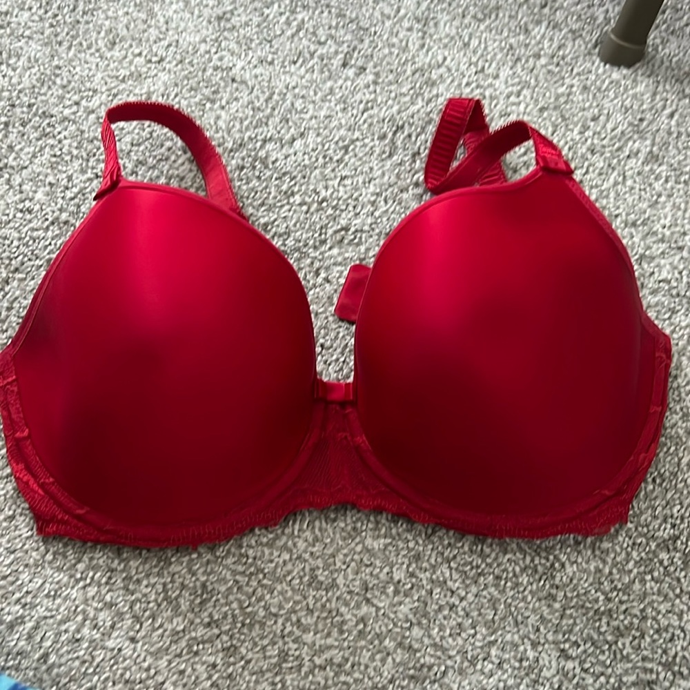Red Fantasie bra lightly padded.